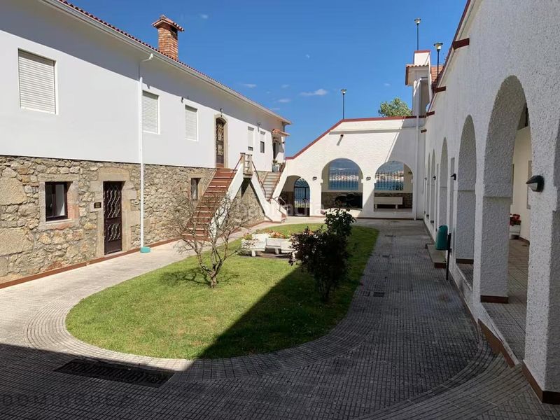 Foto 557efe06-467d-41c4-98ba-075e8c27a168. Apartamento en Guarda (A)