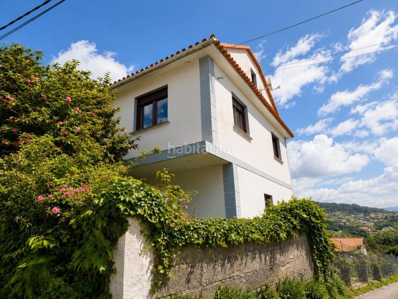 Foto adb3cc95-d91c-4640-b94f-efdb9e62b73e. Casa amb calefacció a Darbo Cangas