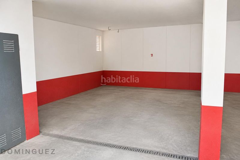 Foto c0093bec-c08b-41dd-9938-bb619a4be094. Casa adosada en Darbo Cangas