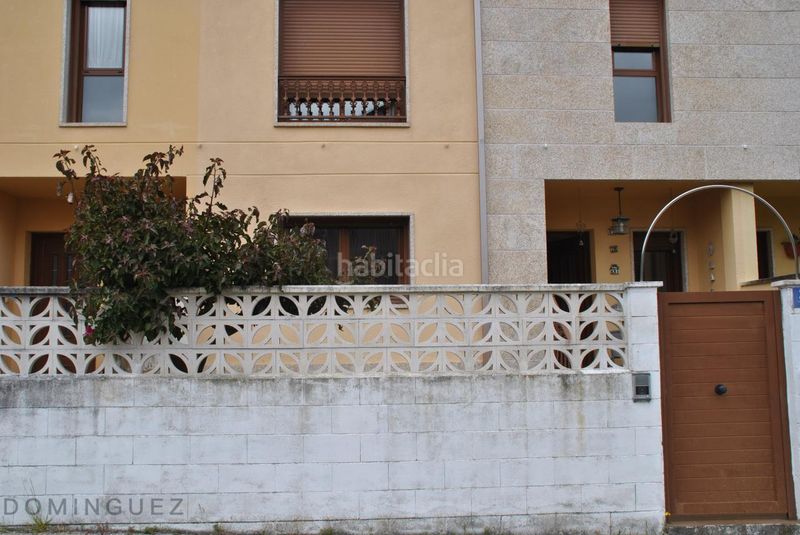 Foto f3a08e91-b9ec-4b06-83bf-e5a5ebee630a. Xalet amb calefacció aparcament a Darbo Cangas