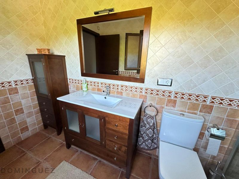 Foto 7f567b55-c1fa-4ece-a948-53291b32c3d8. Casa amb calefacció a Moaña