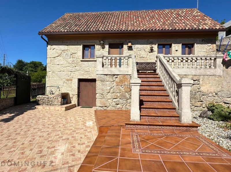 Foto e8c4dd9d-24df-479b-85f1-d46f32db7b1f. Casa amb calefacció a Moaña