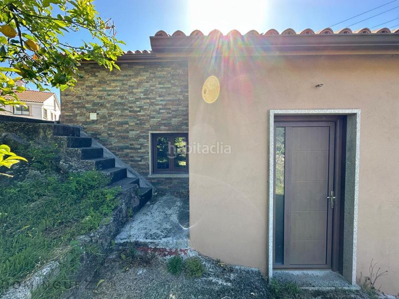 Foto ea5c5e5d-e4f7-48dd-af59-2642a0f8e172. Casa amb calefacció a Moaña