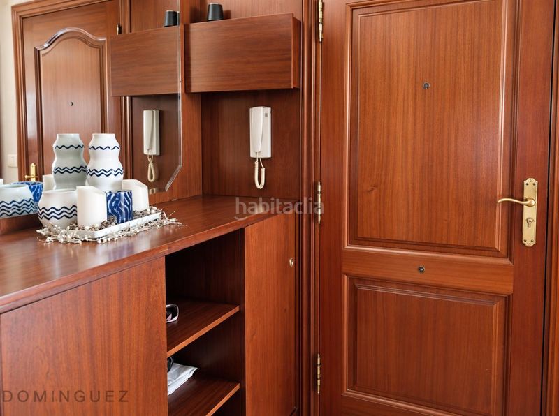 Foto ae798b70-6c0a-4148-b026-2cf37ed15043. Flat with heating in Coia Vigo