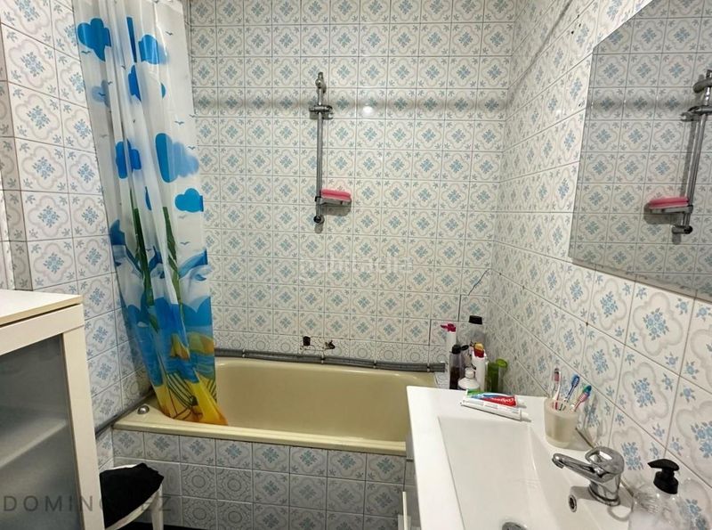 Foto 1fe918d1-fb9a-4ce2-8746-0bf901c8d1bd. Piso en Marín
