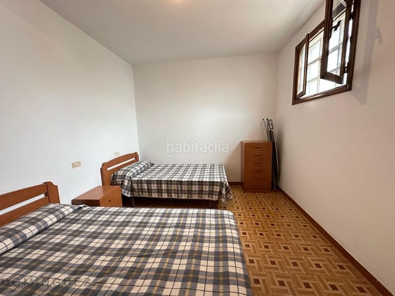 Foto 9b1d1053-549a-4220-9eb4-6e20c862a9ed. Casa amb aparcament a Marín