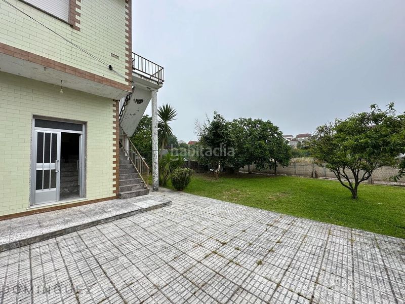 Foto a6cfd207-298f-40fd-8d57-68e06e1f1fa9. Casa amb aparcament a Marín