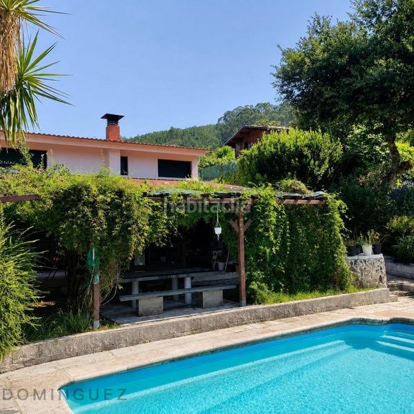 Foto f6a7c148-78d9-4e6a-9d02-b7a43616a997. Chalet en Mos
