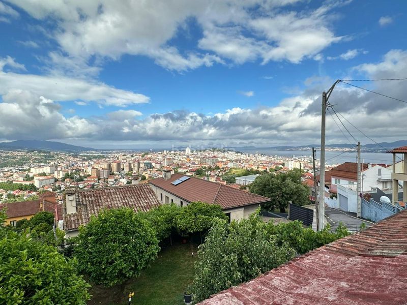 Foto 04b1306f-b6eb-4916-a972-1ab7e89dbf42. Casa amb aparcament a Lavadores Vigo
