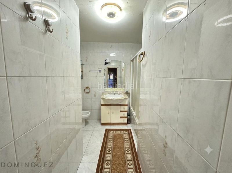 Foto daf66f63-2fe9-45db-a751-e185c2bdd3fb. Casa amb aparcament a Lavadores Vigo