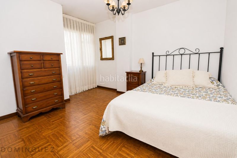 Foto 6b7acc06-7205-4569-800b-89b8e10ff7d8. Flat with heating parking in Fátima Vigo