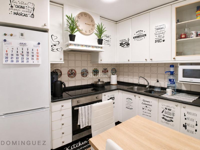 Foto c0101f97-24cc-4603-bc8d-3f12c4e7e073. Casa en Grove (O)