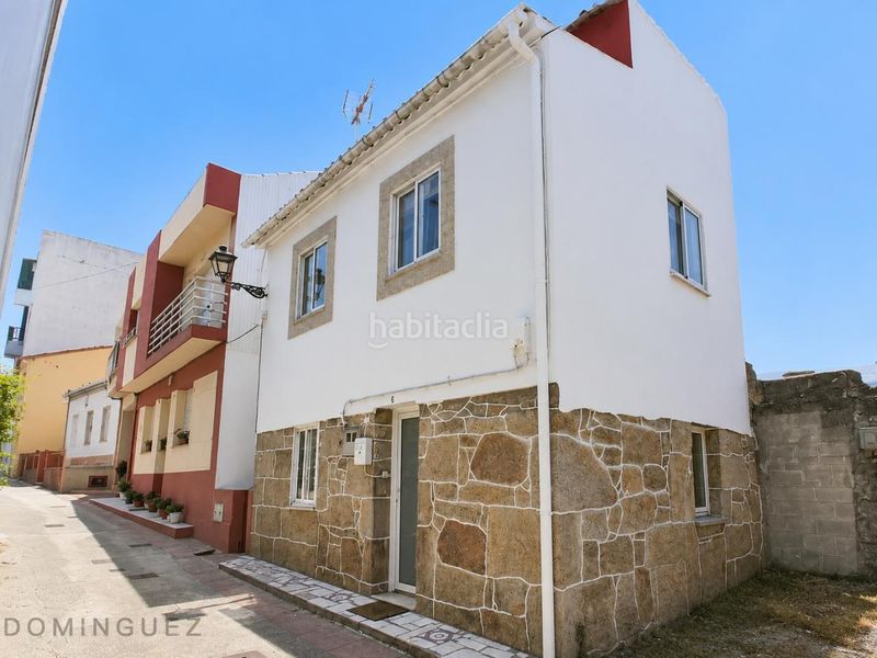 Foto ca66af7c-20fa-437c-960e-663646d06a24. Casa en Grove (O)