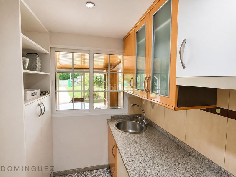 Foto 8d4e3842-8745-4975-9f2b-a98105d311d8. Casa en Coiro Cangas