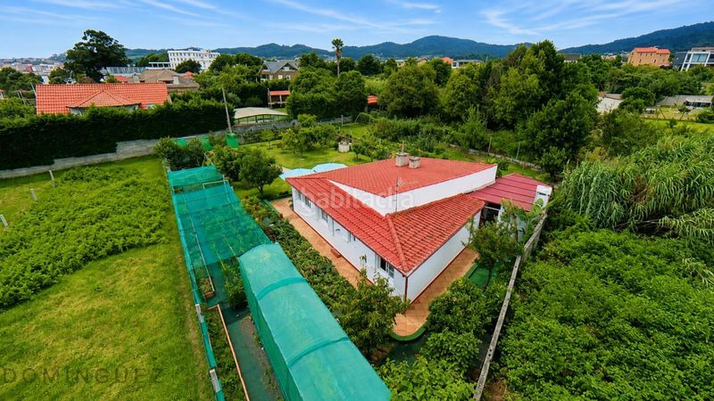 Foto acccf5aa-3628-41c5-b260-892a343530df. Casa amb calefacció aparcament a Coiro Cangas