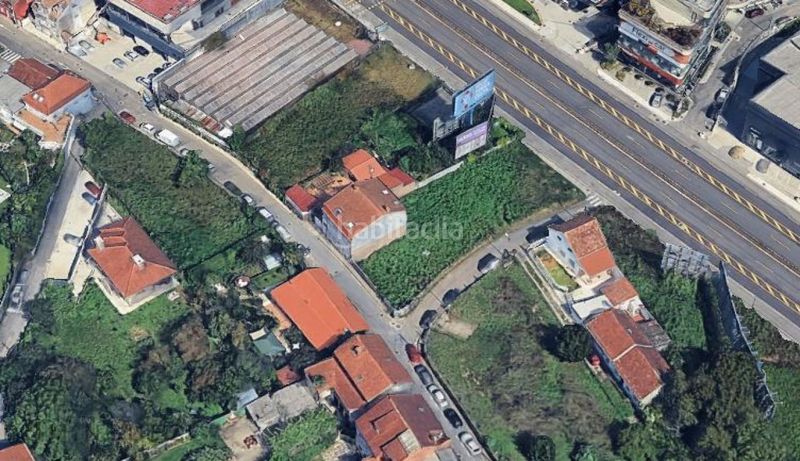Foto a0ba7d42-3b3a-4b9a-9659-6d3a22f524b0. Terreny residencial a Sardoma - Castrelos Vigo