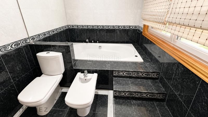 Foto eaeb2f1a-6358-4502-8cef-50fd2b20d814. Chalet en Bembrive Vigo