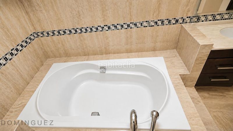 Foto 3bb03e72-b14d-428e-a926-d803b98d8b7b. Chalet con riscaldamento parcheggio piscina in Bembrive Vigo