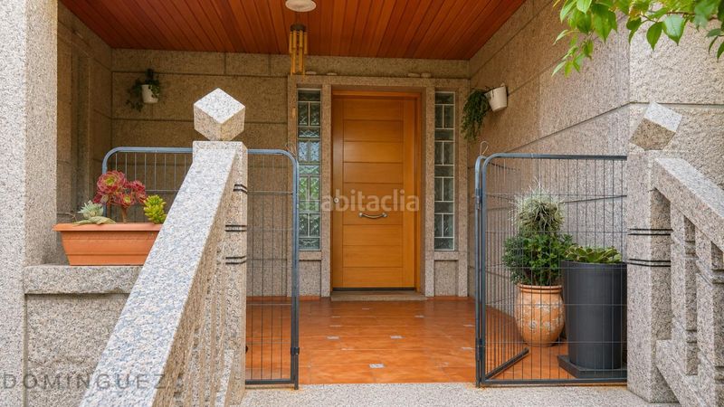 Foto 9d03f915-3895-4ffb-951a-e18b3028bbe5. Xalet amb calefacció aparcament piscina a Bembrive Vigo