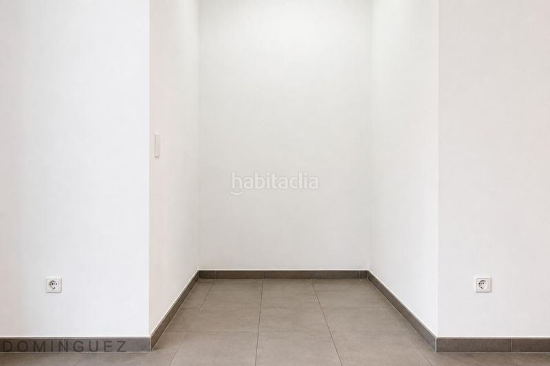 Foto 739c8266-0287-4209-847d-6c3d9df9836b. Local comercial a Lavadores Vigo