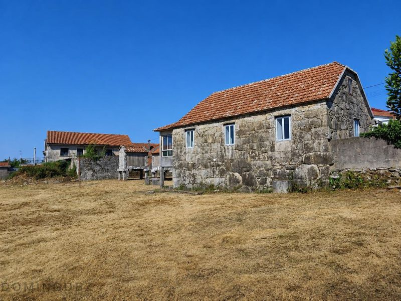 Foto b404f8ef-8399-4a3f-b608-7d16d73f6f0b. Casa en Pazos de Borbén
