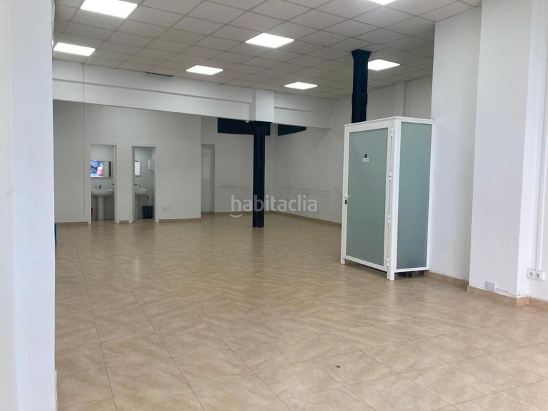 Foto bd61e3f1-9beb-4475-aa8f-40392a5b446f. Lloguer local comercial a calle de nuestra señora de bonaria 9 a Zaragoza