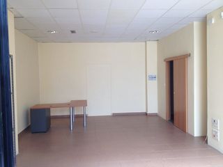 Lloguer Local Comercial a Calle de brazato 3
