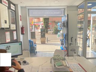 Affitto Ufficio in Calle del marqués de la cadena 42. Oficina en alquiler en la jota