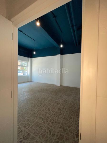 Foto 8aeb3094-8798-4d7c-acb1-fa8fe9fa696a. Alquiler local comercial en calle de balaitús 11 en Zaragoza