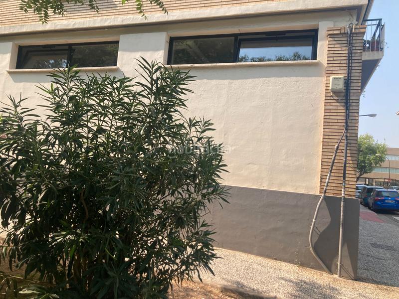 Foto 875695df-83f6-45a2-b589-511830d7316a. Location local commercial dans calle de brazato 8 dans Zaragoza