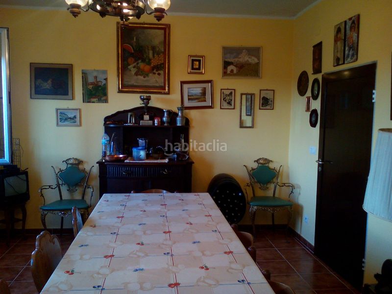 Foto 8bca90bd-e276-49b4-b617-6d906387a765. Casa amb calefacció aparcament a Bañeza (La)