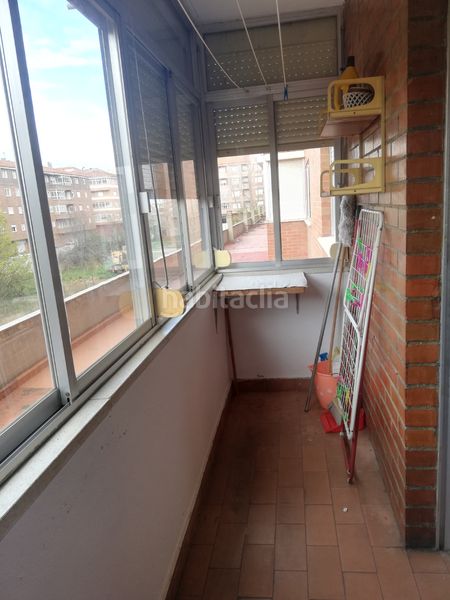 Foto 13dd3182-5e3a-4ead-9a8a-e23a956a4122. Pis amb calefacció aparcament a Bañeza (La)