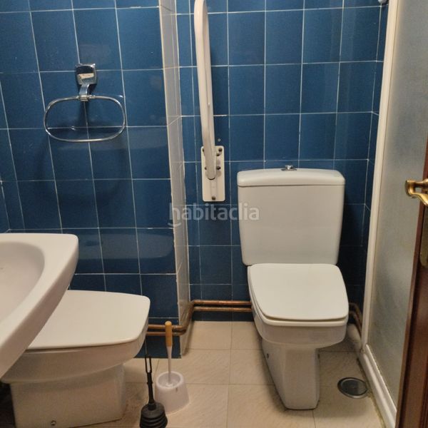 Foto eabc81ab-d482-43f6-b3c1-e7d65a4f5d61. Pis amb calefacció aparcament a Bañeza (La)