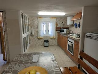 Maison à Alija del Infantado. Casa  alija del infantado alija del infantado