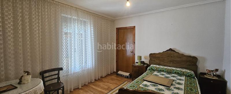 Foto c8198f5d-e0c8-41fd-9674-f96c41baa3d2. Maison avec chauffage parking dans Regueras de Arriba