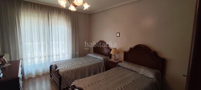 Foto 33ffcfe6-da8d-4f7d-bc0d-12ad1399924c. Pis amb calefacció a Bañeza (La)