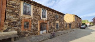 Terreno residenziale in Riego de la Vega. Solar  castrotierra de la valduerna castrotierra