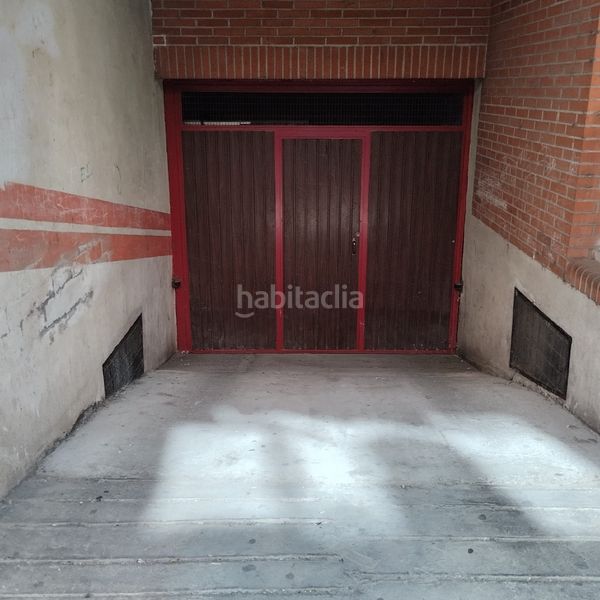 Foto f07db0d7-bf1f-4c11-8006-bebab644d3c6. Aparcament cotxe a Bañeza (La)