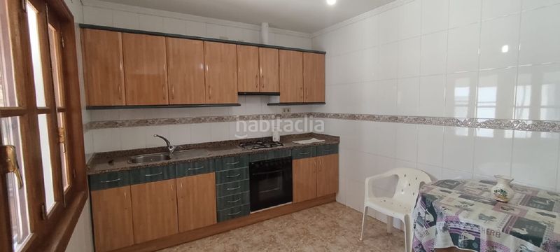 Foto a4336bc2-c28c-40be-85ee-52f5f0d2b265. Casa amb calefacció aparcament a Castrocalbón