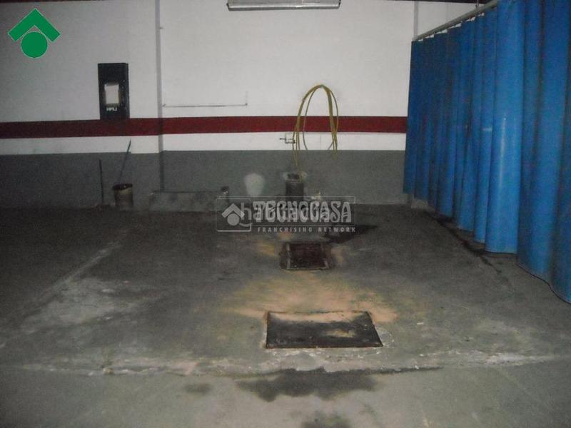 Foto 43d99ce7-c233-44ba-840b-6cfbb854a397. Autoparkplatz in Las Fuentes Zaragoza