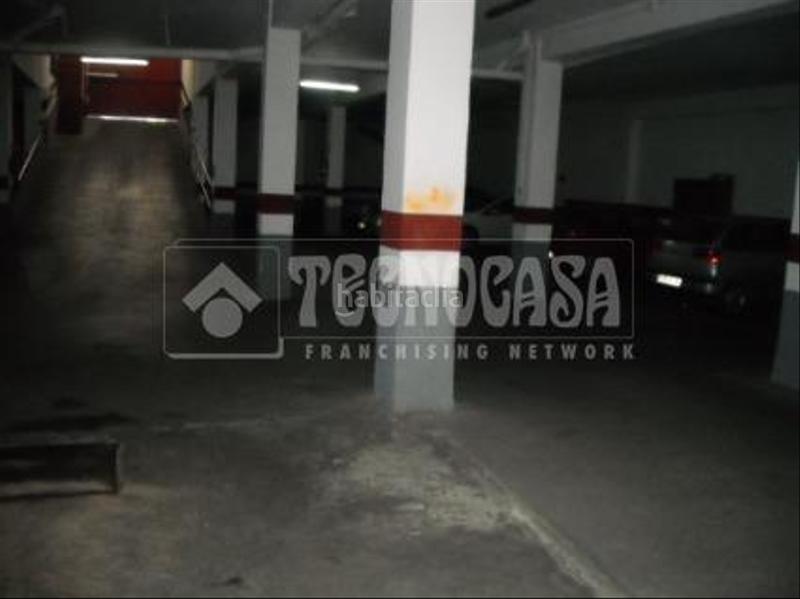 Foto 8d28852d-8a38-4f3a-8a5d-9ef3d5f32eff. Autoparkplatz in Las Fuentes Zaragoza