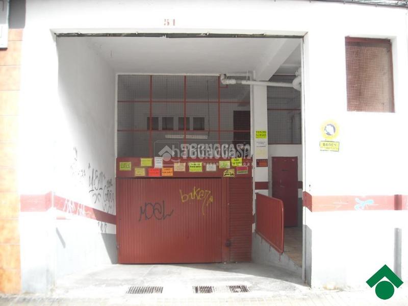 Foto a8d7e1d4-3c60-4511-a0e3-67ea6a6236cf. Autoparkplatz in Las Fuentes Zaragoza