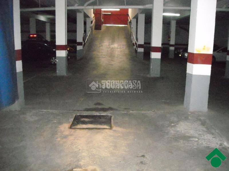 Foto d9d45fde-be1a-4423-890a-37ed94449f8a. Autoparkplatz in Las Fuentes Zaragoza