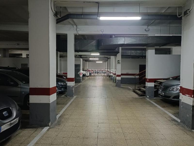 Foto 600fe6e8-2fed-42df-8951-37c8bf18f05c. Posto auto in Las Fuentes Zaragoza