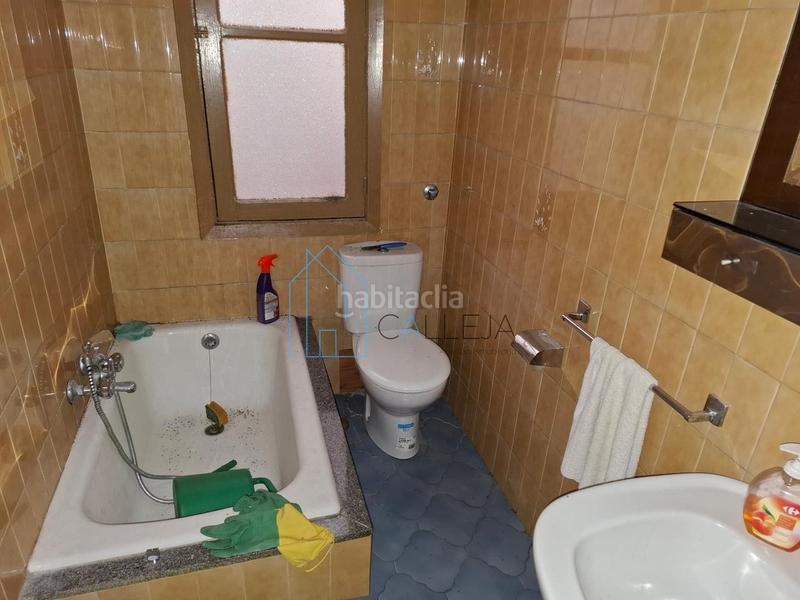 Foto 7e0ee1f1-77eb-4ac5-9096-18da21a1378d. Casa con riscaldamento parcheggio in Barrocanes Ourense