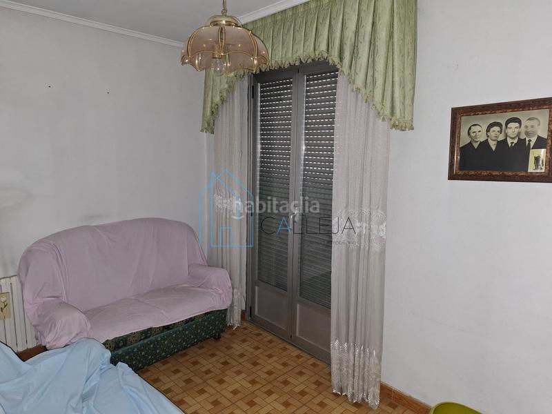 Foto da3cc054-aa6c-4a14-9d6c-b52c2de39948. Casa con riscaldamento parcheggio in Barrocanes Ourense