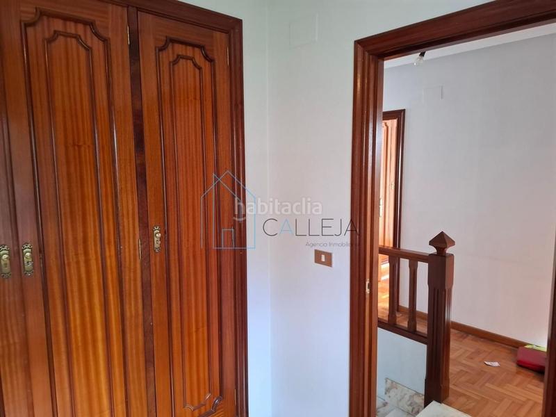 Foto 1b5774d8-23d0-4534-a281-51ba2799c2d9. Casa adosada en Barrocanes Ourense