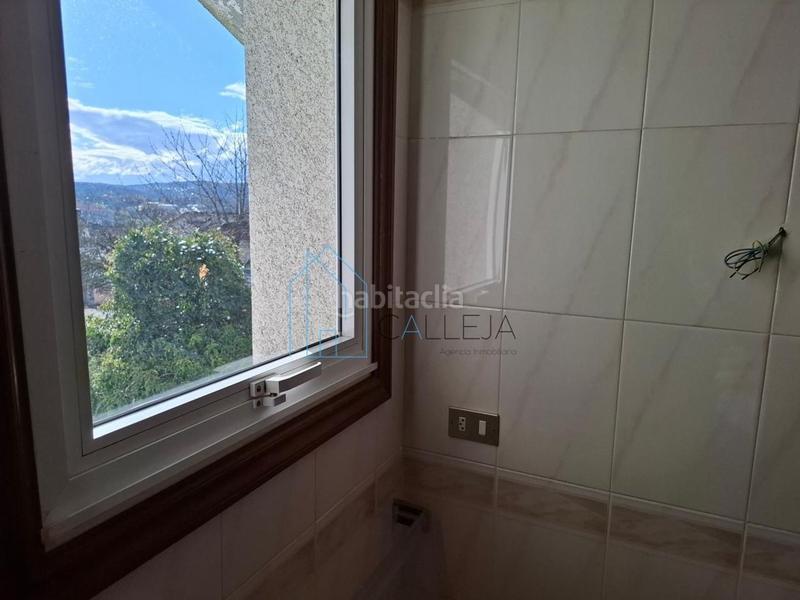 Foto 179388d2-3e88-4a70-8ec7-46ab5c6ccfa5. Maison jumelée avec chauffage dans Barrocanes Ourense