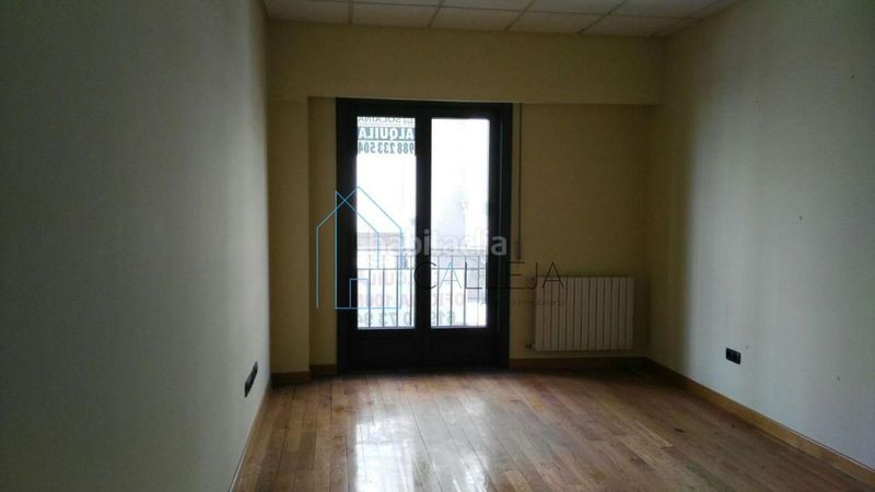 Foto 78b4b6a3-7edd-468b-ab2a-f74888a77593. Affitto ufficio in Centro Ourense