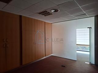 Fabrikhalle in Posío